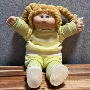 Vintage Cabbage Patch Kids Girl Doll 1982 Blonde Hair Braids Blue Eyes Outfit
